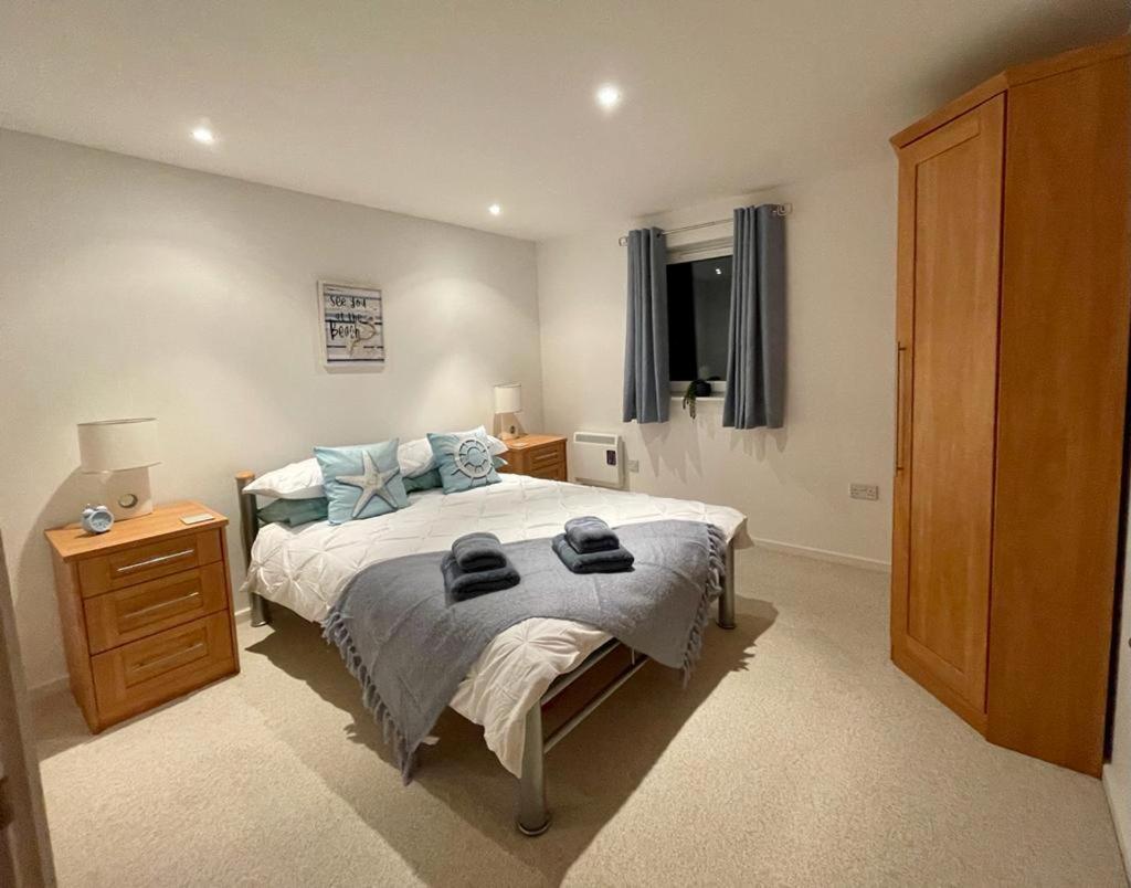 Sea View Apartment At The Beach! Llanelli Luaran gambar